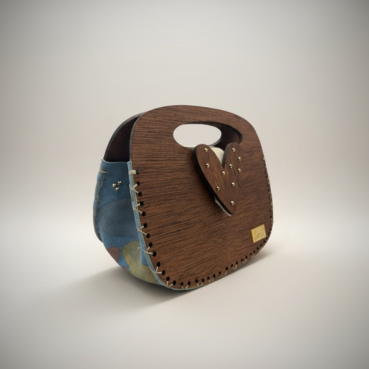 Wood Heart Metalic Light