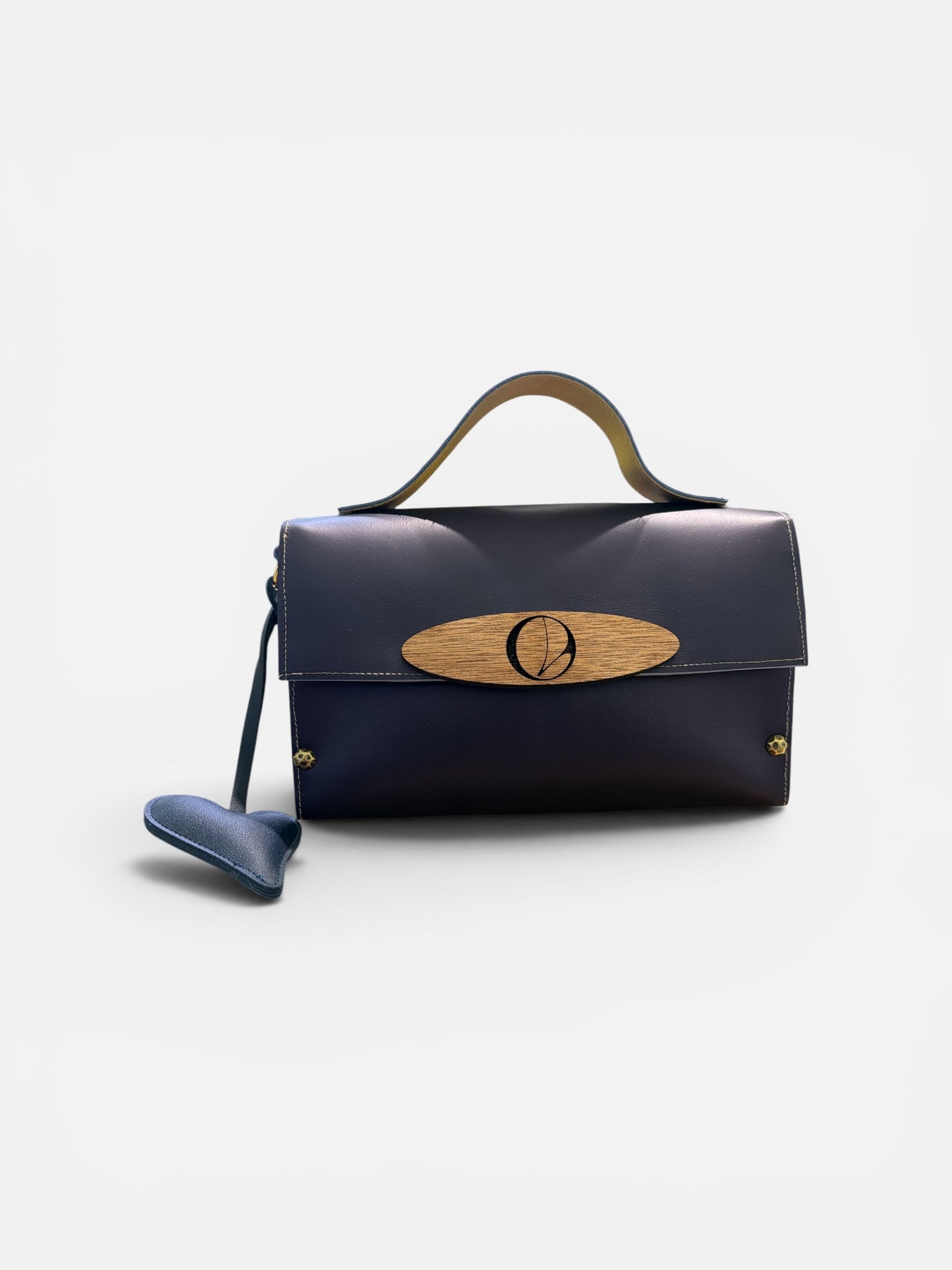 Cartera Adelaida | Cuero y Madera Hecha en Puerto Rico