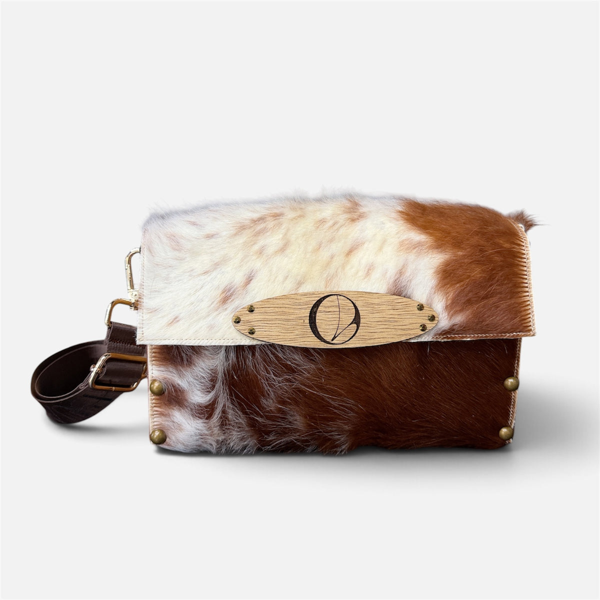 Bravía Adelaida | Cartera cuero y madera